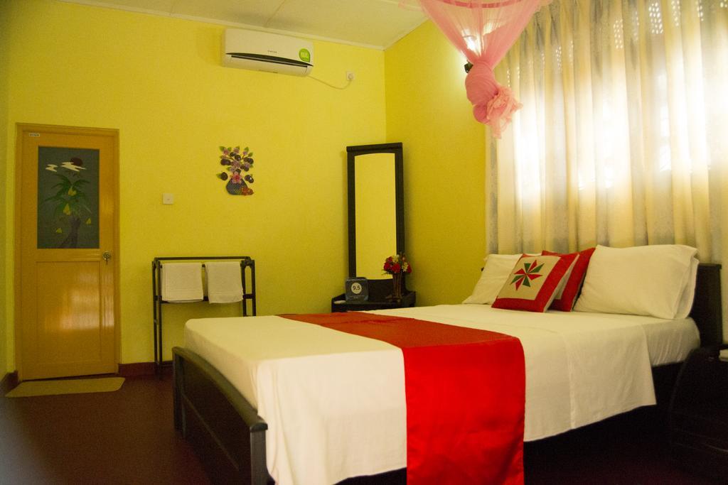 Sigiri Sithru Home Stay Сигирия Экстерьер фото