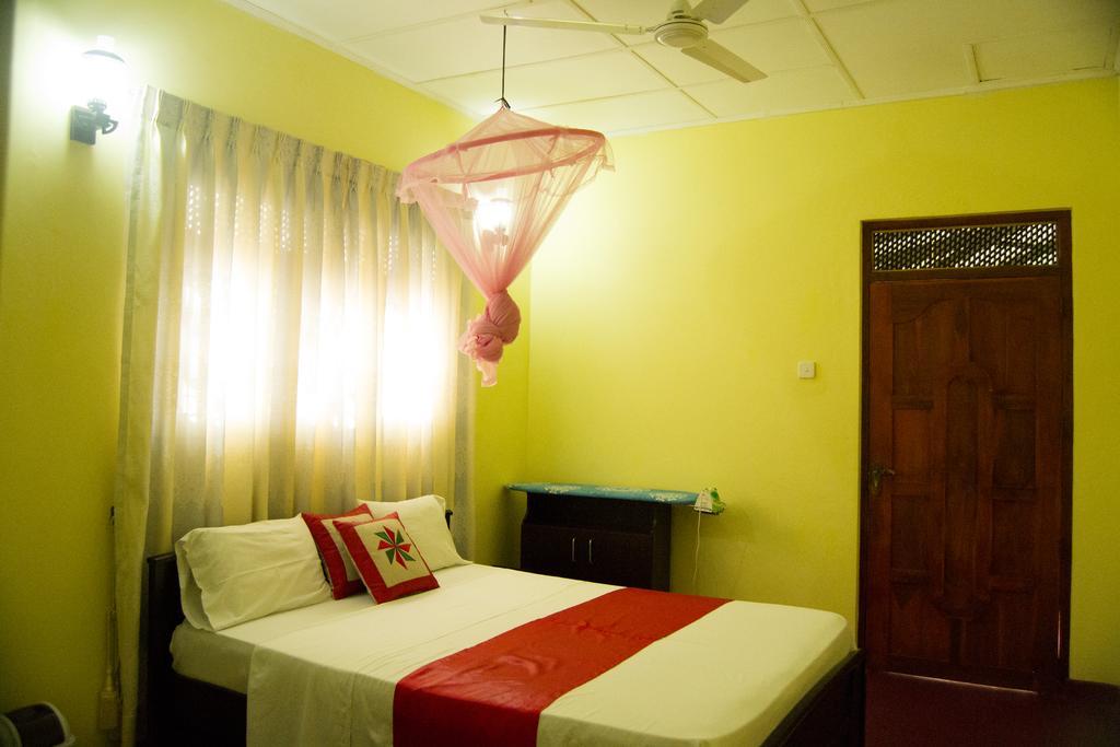 Sigiri Sithru Home Stay Сигирия Экстерьер фото