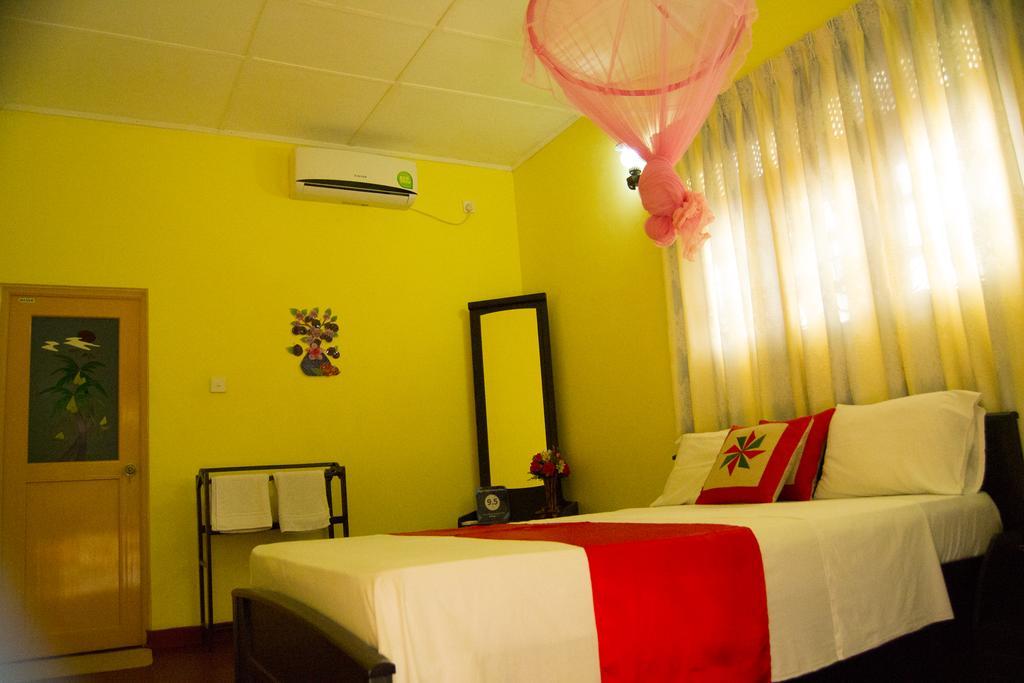 Sigiri Sithru Home Stay Сигирия Экстерьер фото