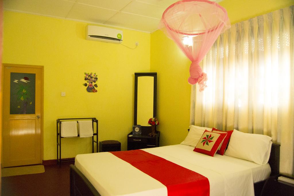 Sigiri Sithru Home Stay Сигирия Экстерьер фото